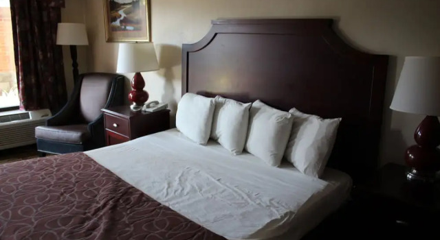 Двухместный номер Standard Economy Inn - Statesville