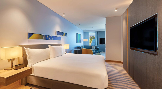 DoubleTree by Hilton Perth Waterfront