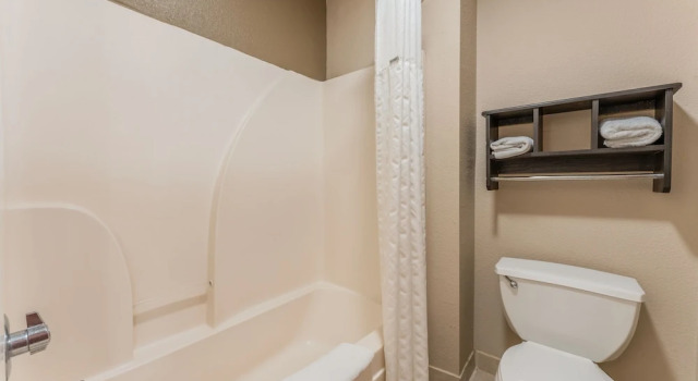 Двухместный номер Standard Super 8 by Wyndham Lake Charles Northeast