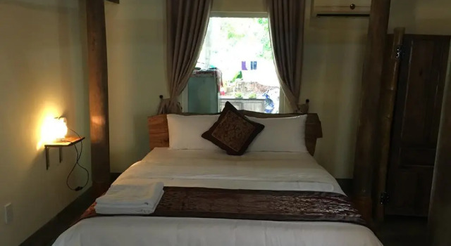Phong Nha Rustic Home