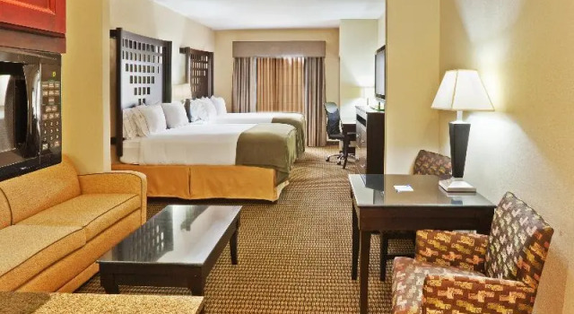Номер Standard Holiday Inn Express Hotel & Suites Durant by IHG