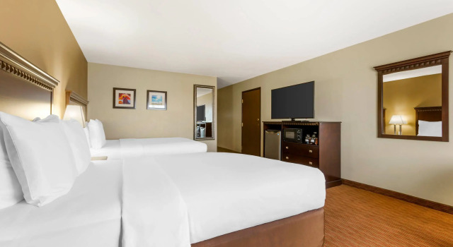 Четырёхместный номер Standard Comfort Inn Phoenix Central City