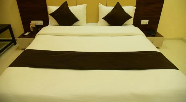 Номер Deluxe Hotel  Savera Palace