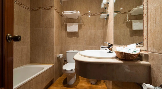 Одноместный номер Standard с балконом Hotel Troncoso