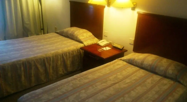 Трёхместный номер Deluxe Kingston Hotel 28 - Gocos Hotel Klang