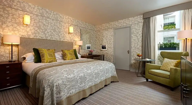 Двухместный номер Executive Browns Hotel, a Rocco Forte Hotel