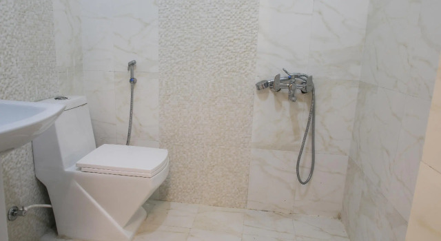 Кровать в общем номере Moustache Khajuraho