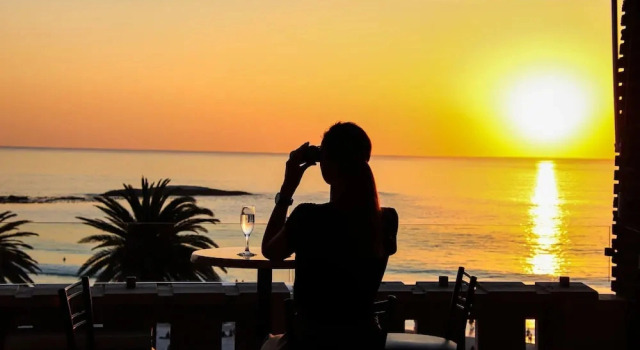 Коттедж Camps Bay Beachside 2bed w Sea View Cloud 9
