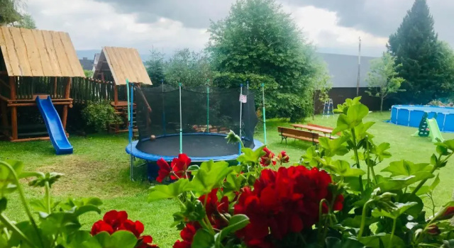 Pokoje Gościnne U Jaśka, Book Pension Hoteller i Lillepolen med parkering, Parkering