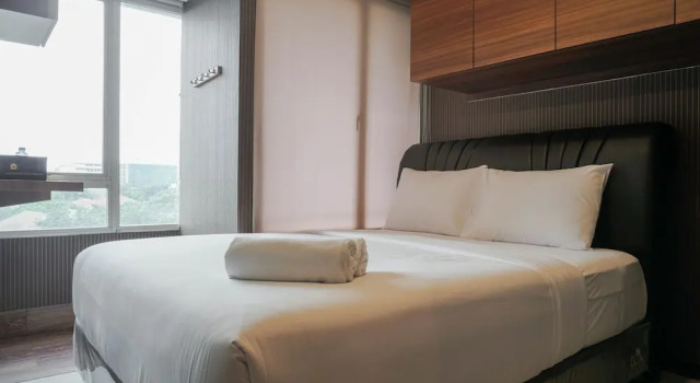 Номер Standard Comfortable 1BR at Nifarro Park Apartment By Travelio