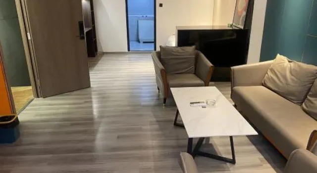 Люкс Jingya Hefeng Hotel (Linyi University Town)