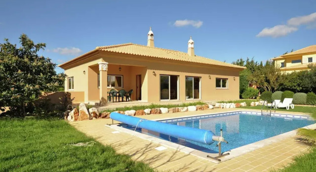 Villa in Algarve With Private Pool