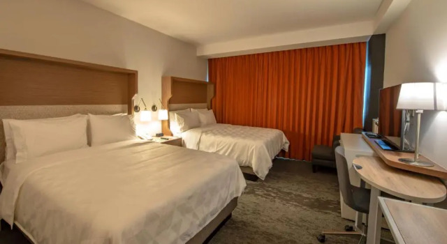 Четырёхместный номер Standard Holiday Inn & Suites - Merida La Isla by IHG