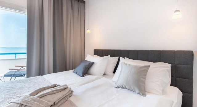 Люкс Superior с балконом и с видом на море Beachfront Apartmants Zanic