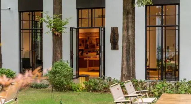 1023 Bansu Hotel (Jinhua Wuzhou Ancient City Scenic Area)