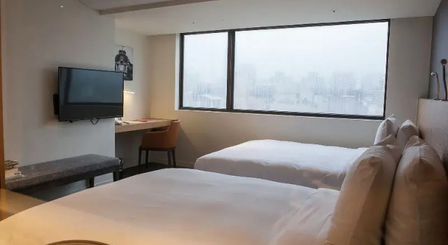 Двухместный семейный номер Standard Royal Inn Taipei Linsen - Huashan 1914 Creative Park