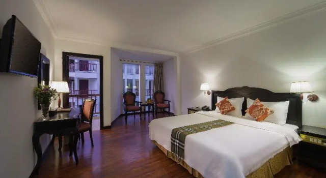 Одноместный номер Deluxe с балконом Smiling Hotel