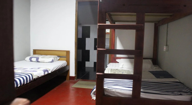 Hi Lanka Backpackers - Adults Only