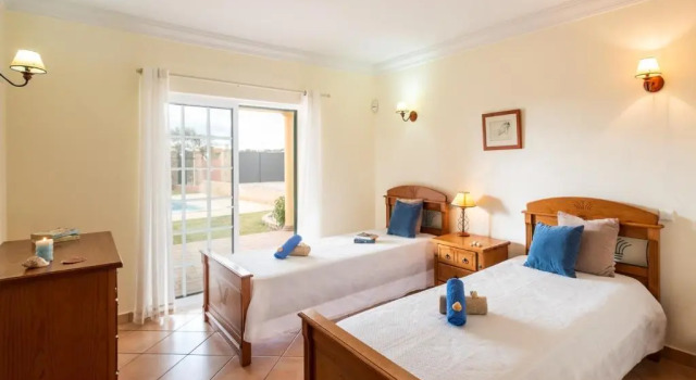 Вилла Villa Bali - Piscina aquecível e jacuzzi em Albufeira