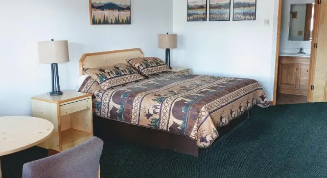 Номер Standard Lone Eagle Lodge