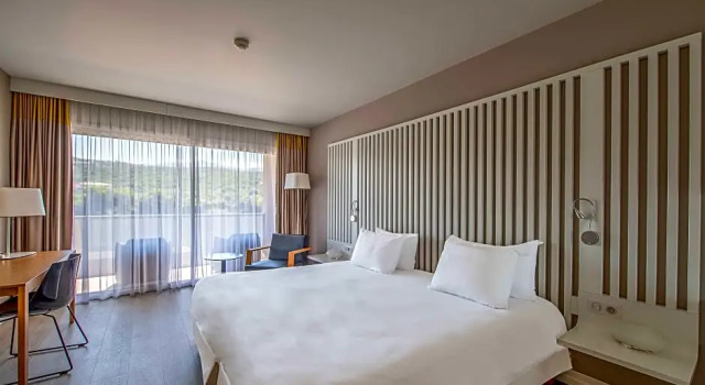 Номер Superior с видом на окрестности Radisson Blu Resort & Spa, Ajaccio Bay