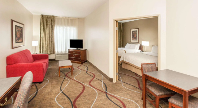Четырёхместный номер Standard Hawthorn Extended Stay by Wyndham Bloomington
