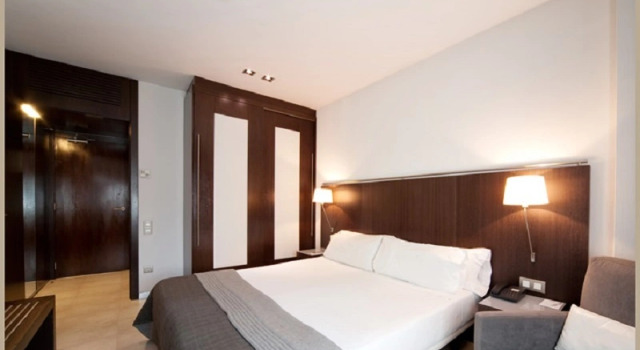 Трёхместный номер Standard с балконом Hotel Actual