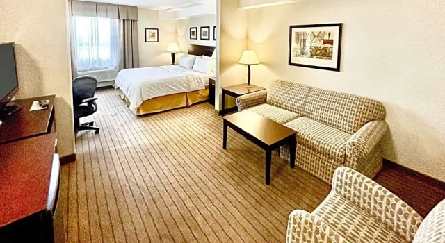 Номер Standard Holiday Inn Express and Suites Kincardine