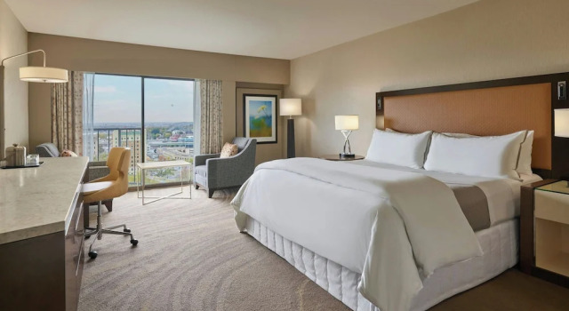 Номер Premium The Westin Kansas City at Crown Center