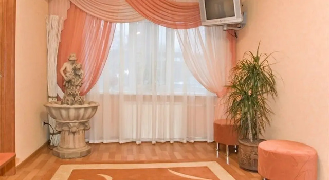 Apartment Megapolis On Koltsovskaya 30A