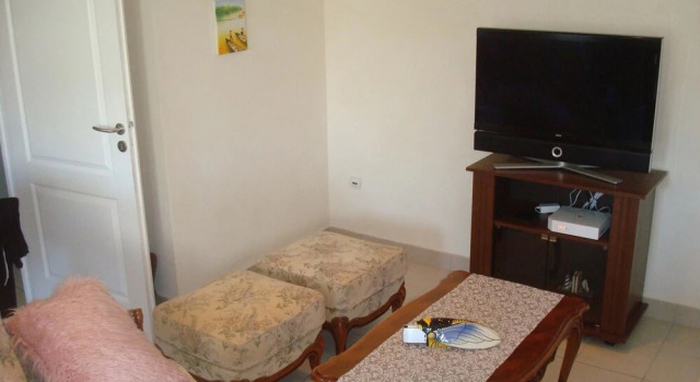 Apartment With one Bedroom Near Geneva, With Enclosed Garden and Wifi, Prenota Appartamento Hotel a Alvernia con parcheggio, Parcheggio