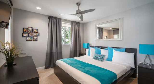 The Fountain Vacation Rentals, Забронировать Отель Отели Miami Metropolitan Area 3 звезды, 3*
