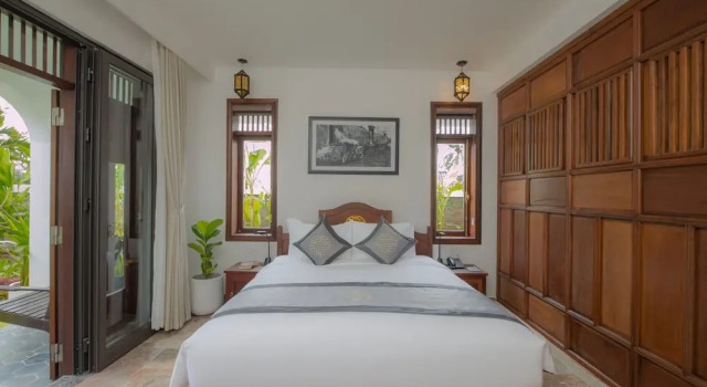 Четырёхместный семейный номер Standard с видом на сад Legacy Hoi An Resort