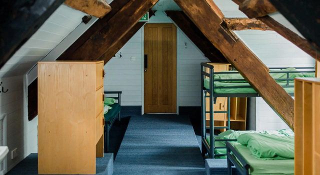 Кровать в общем номере (женский номер) YHA Hartington Hall