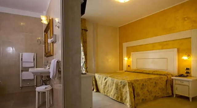Двухместный номер с частичным видом на море Hotel Diplomat Palace