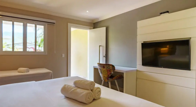 Четырёхместный номер Standard с балконом Pousada Apple House Paraty