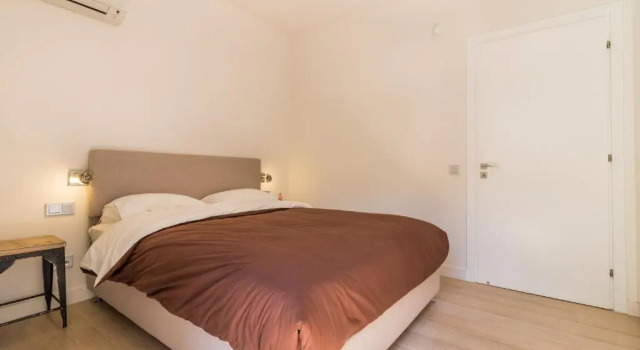 Luxury 3 Bedroom Apartment with garden in Glyfada
