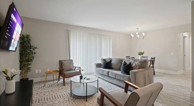Апартаменты Comfortable 2BR 2BA Home Away From Home