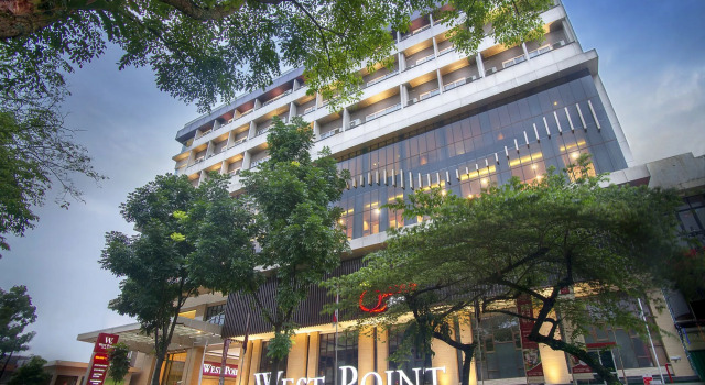 West Point Hotel