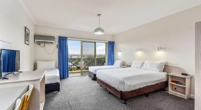 Семейный номер Standard Comfort Inn The Lakes