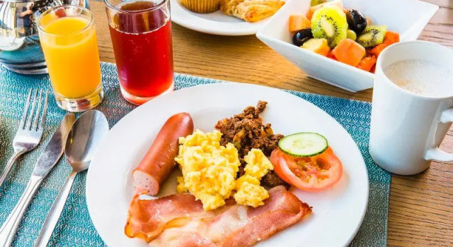 Кровать в общем номере Holiday Inn Express Sandton-Woodmead by IHG