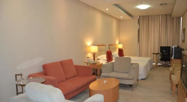 Louis Business Hotel, Забронировать Отель Бэйлинь Сиань, рядом с Сианьский университет Цзяотун