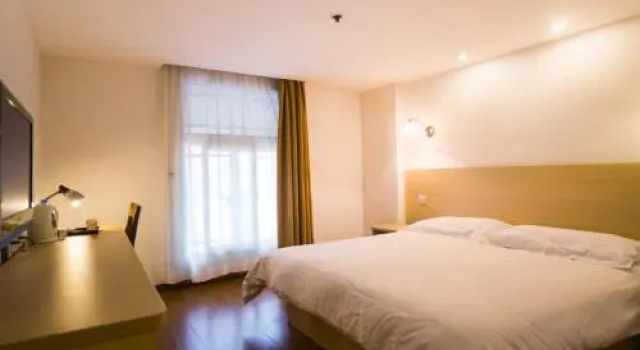 Shanghai Motel 168 Zhoupu Wanda Plaza, Varaa Motelli Zhoupu Shanghai