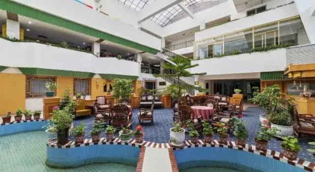 Tibet Hotel, Book Hotel SPA-hoteller i Lhasa, SPA