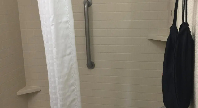 Четырёхместный люкс Candlewood Suites Woodward by IHG
