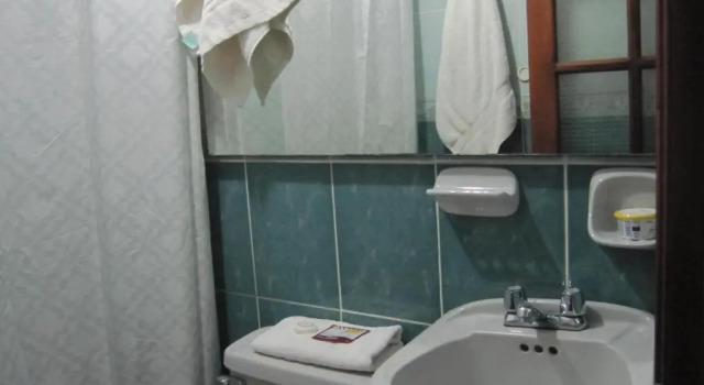 Instant Hotel - Mini Departamento, Prenota Locanda Hotel a Tungurahua con parcheggio, Parcheggio