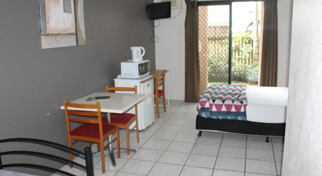 Трёхместный номер Standard Bohemia Resort Cairns