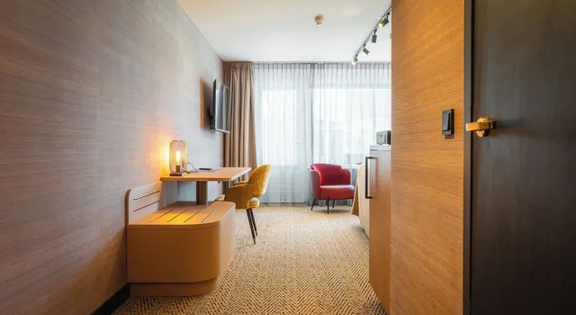 Номер Comfort с балконом Van der Valk Hotel Emmen