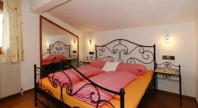 Апартаменты Classic Apartment in Hippach im Zillertal in the Mountains