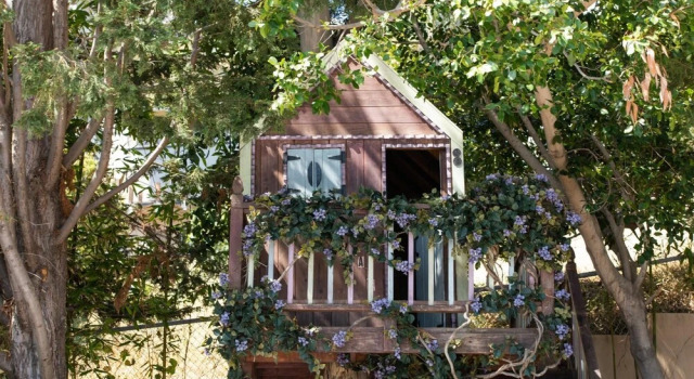PCH 7 in Malibu with 3 bedrooms and 2 bathrooms